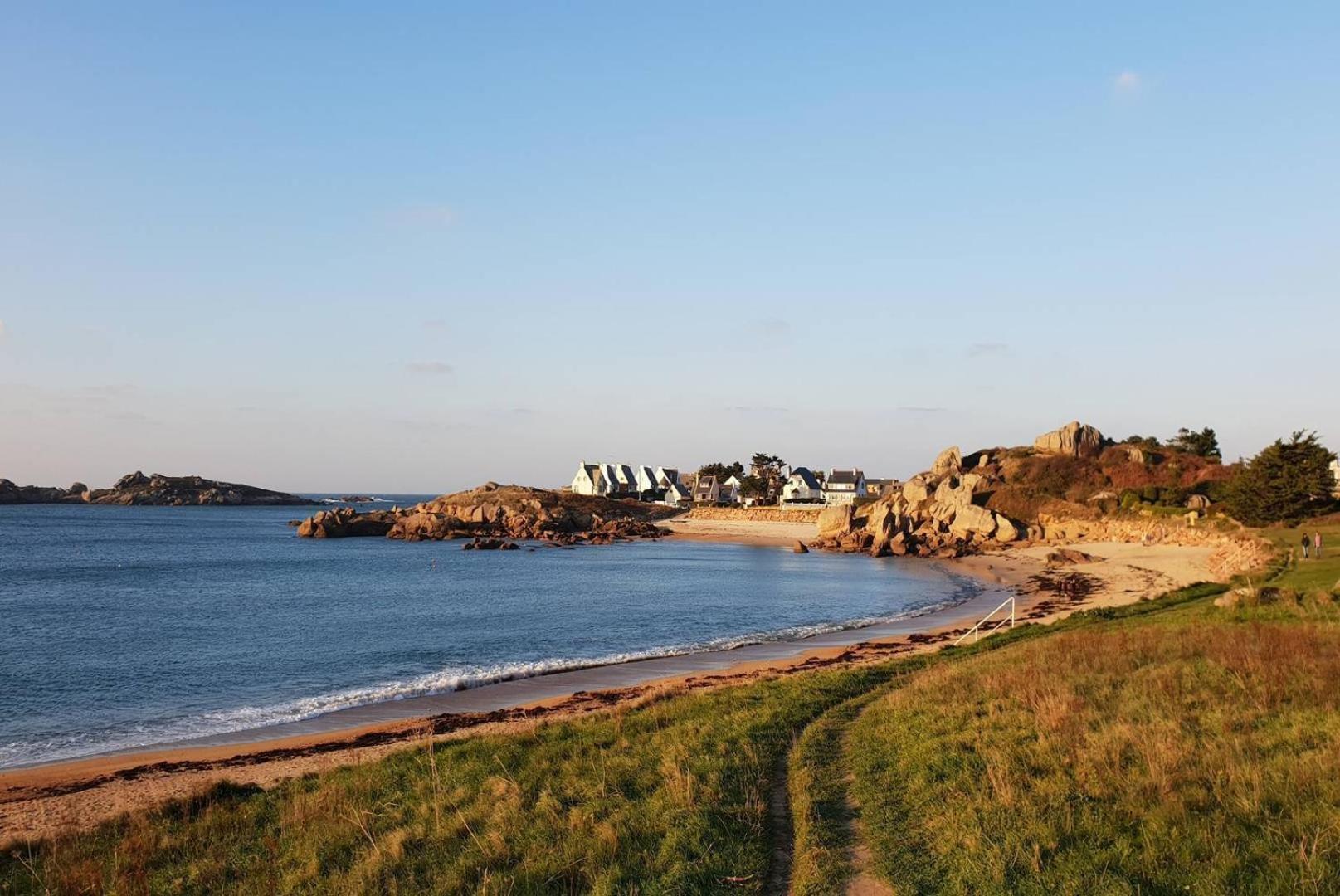 Maison 4 Personnes A 100M De La Plage De La Greve Rose A Tregastel - Ref 142 Kültér fotó
